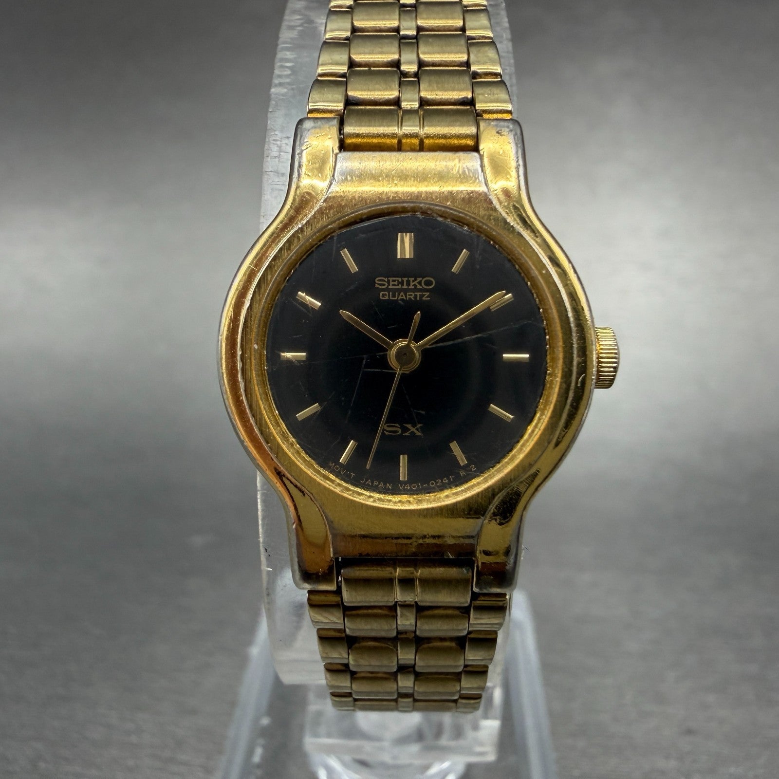 Seiko SX Watch Women 19mm Black Dial Gold Tone Round V401-0091 New Battery HJ60