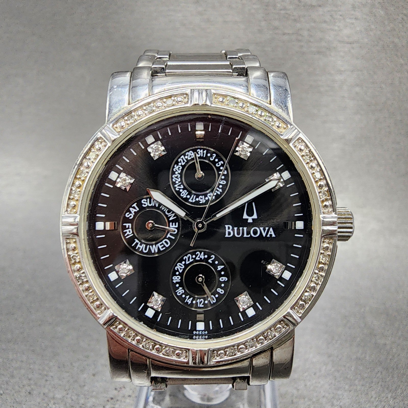 Bulova Watch Men 39mm Black Dial Silver Tone Daydate Round Diamonds 96E04 NewBat0