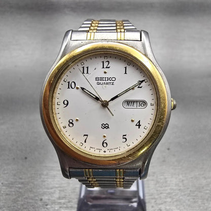 Seiko SQ Watch Men 35mm White Dial Two Tone Daydate Round 5Y23-7089 New Battery0