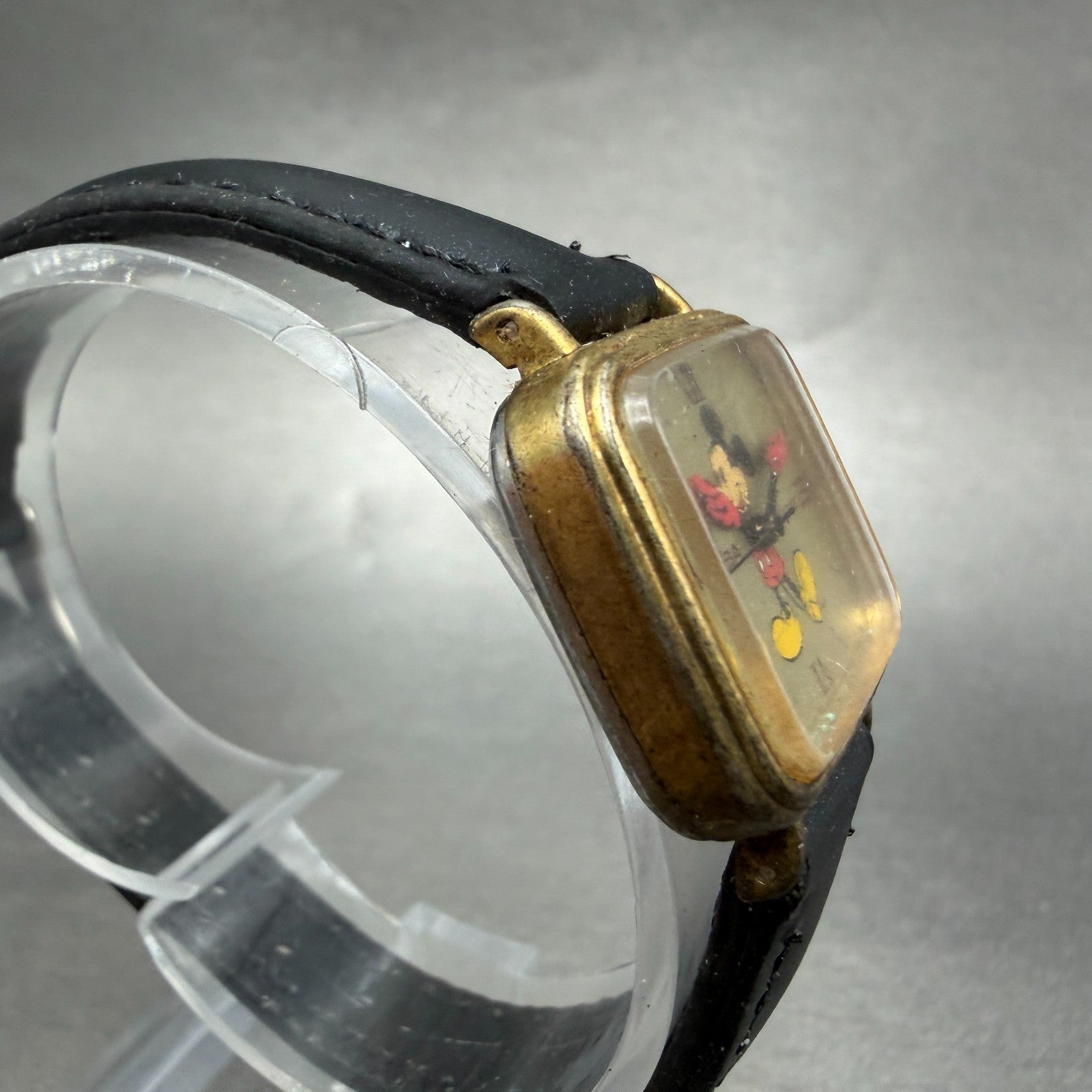 Seiko ALBA Mickey Mouse Watch Women 24mm Champagne Dial Gold Tone New Battery3