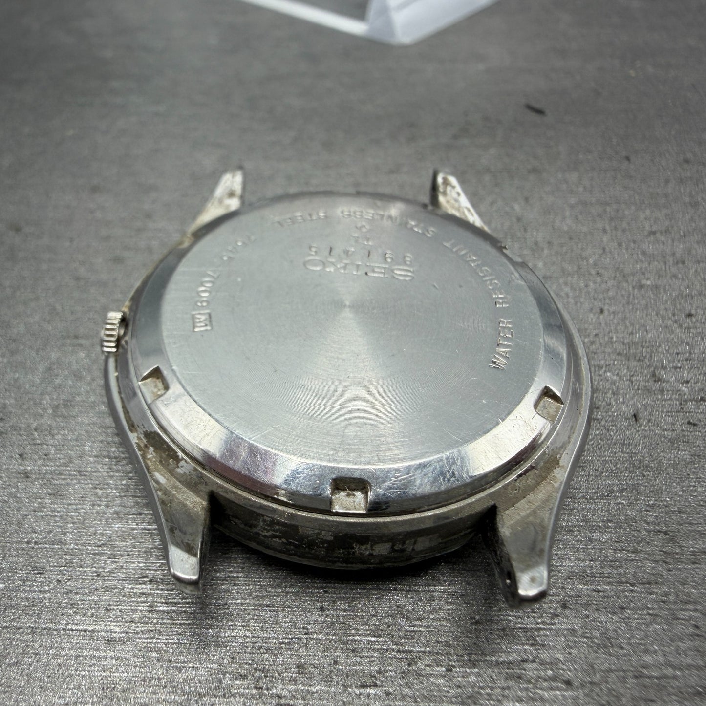 Seiko SQ Watch Men 37mm White Dial Silver Tone Date Round 7545-7009 PARTS8