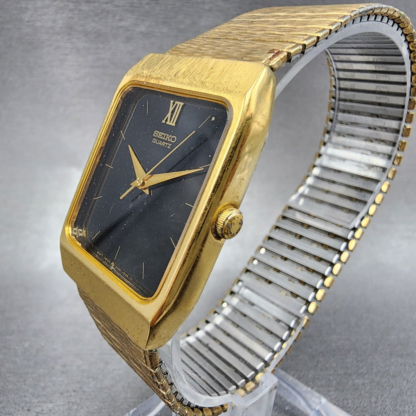 Seiko Tank Watch Men 26mm Black Dial Gold Tone Rectangle 5Y955009 New Battery2
