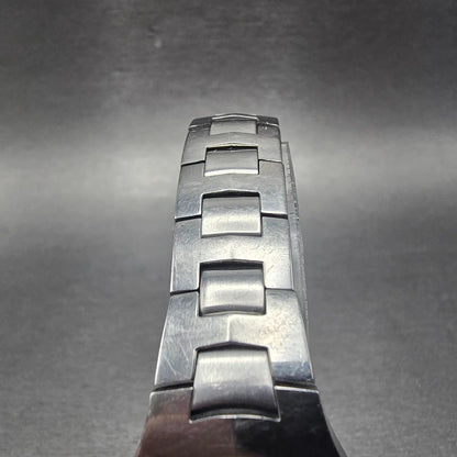 Tissot Watch Women 23mm Black Dial Silver Tone Round L520 New Battery W/box4