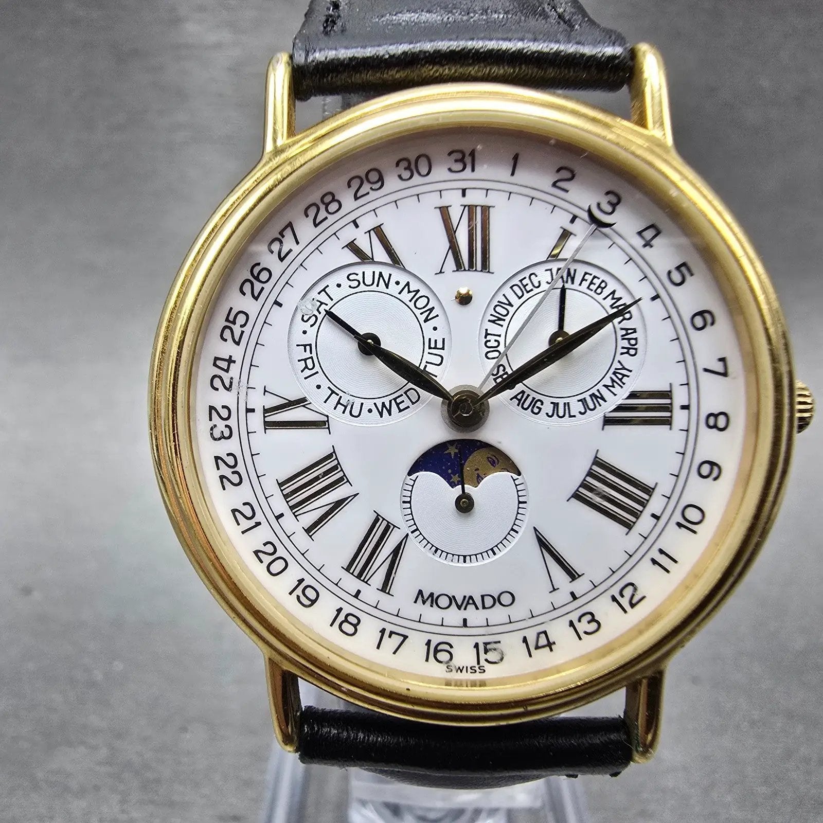 Movado Triple Calendar Moon Phase Watch Men 34mm White Dial Gold Tone NewBattery0