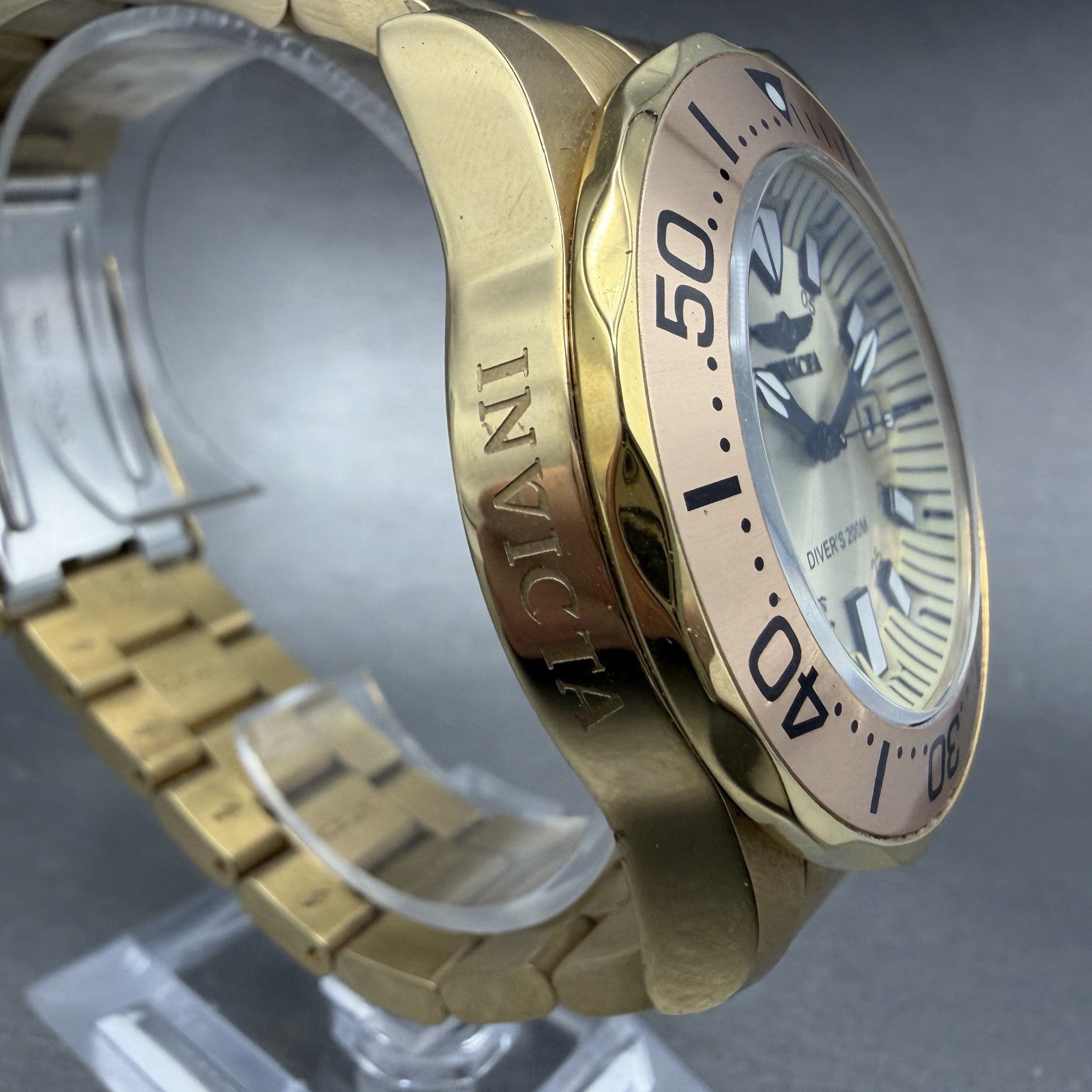 Invicta Dive Watch Men 43mm Champagne Dial Gold Tone Date Round 15032 New Batt3