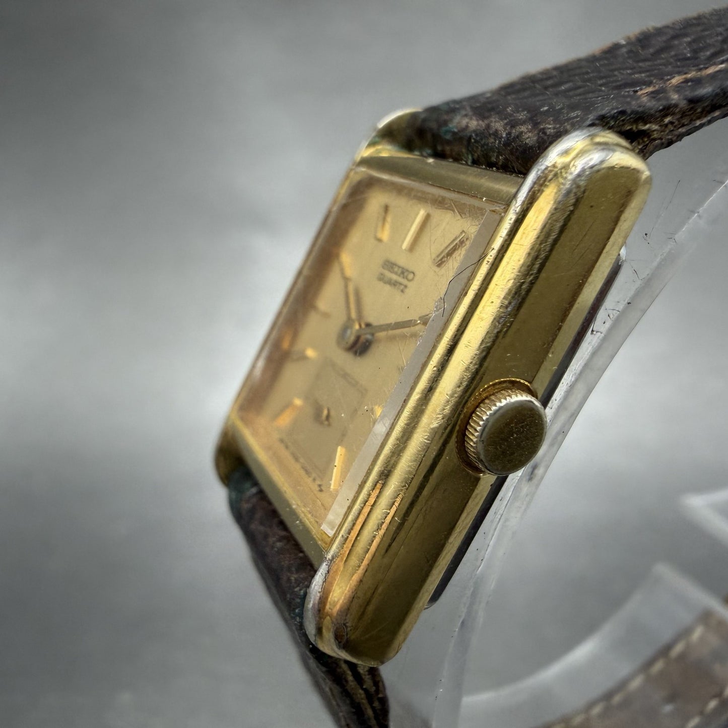 Seiko Tank Watch Women 18mm Gold Dial Gold Tone Small Seconds 1428-5160 NewBat A2