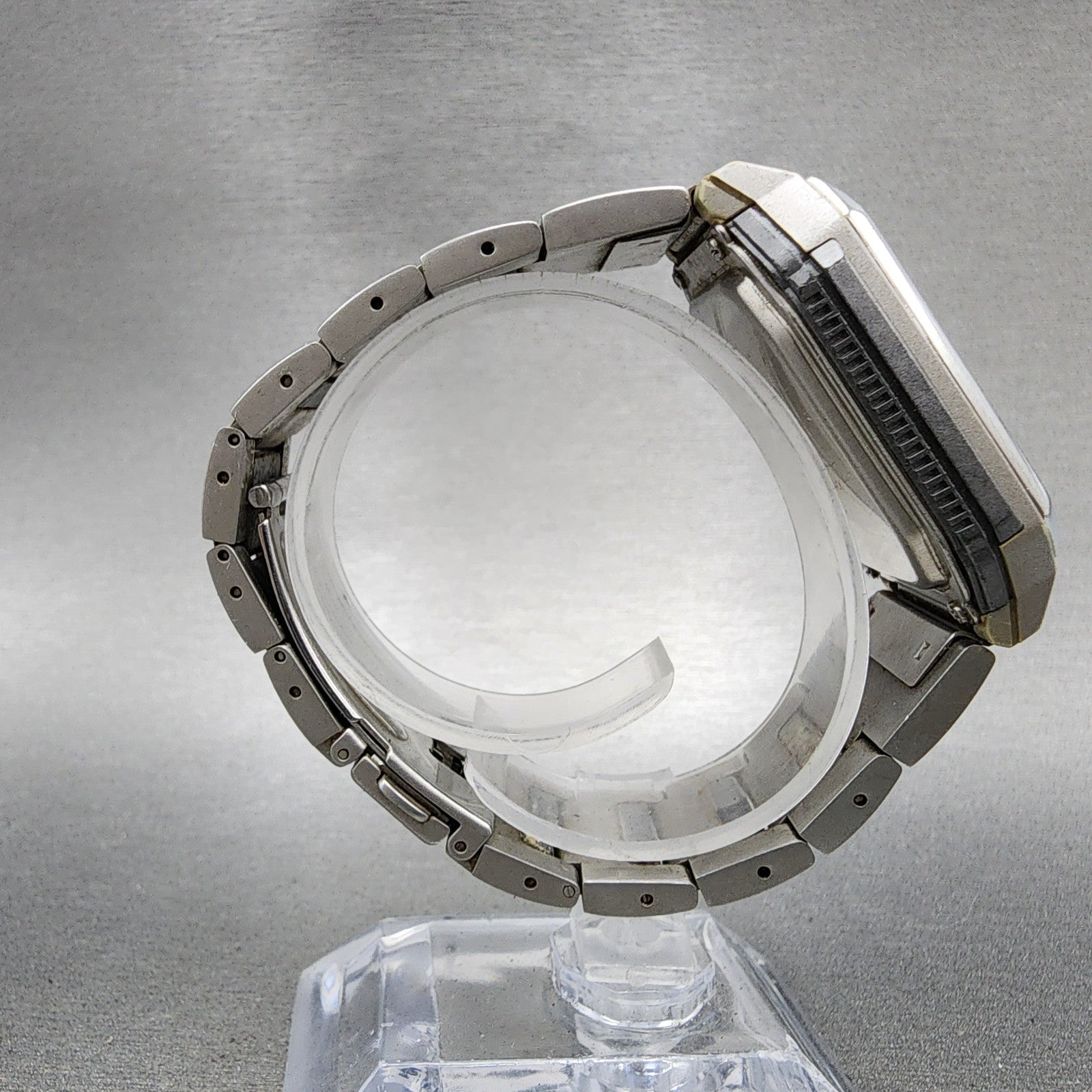 Casio HotBiz Watch Men 35mm Digital Silver Tone Rectangle VDB2100 New Battery8