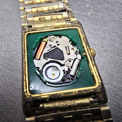 Seiko 7N01 Quartz Movement Works W/Case And Hands Vintage2
