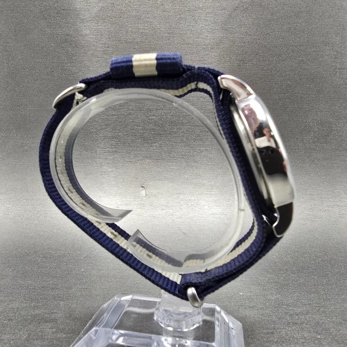 Timex Weekender Watch Men 38mm Blue Dial Silver Round New Battery TW2P657009