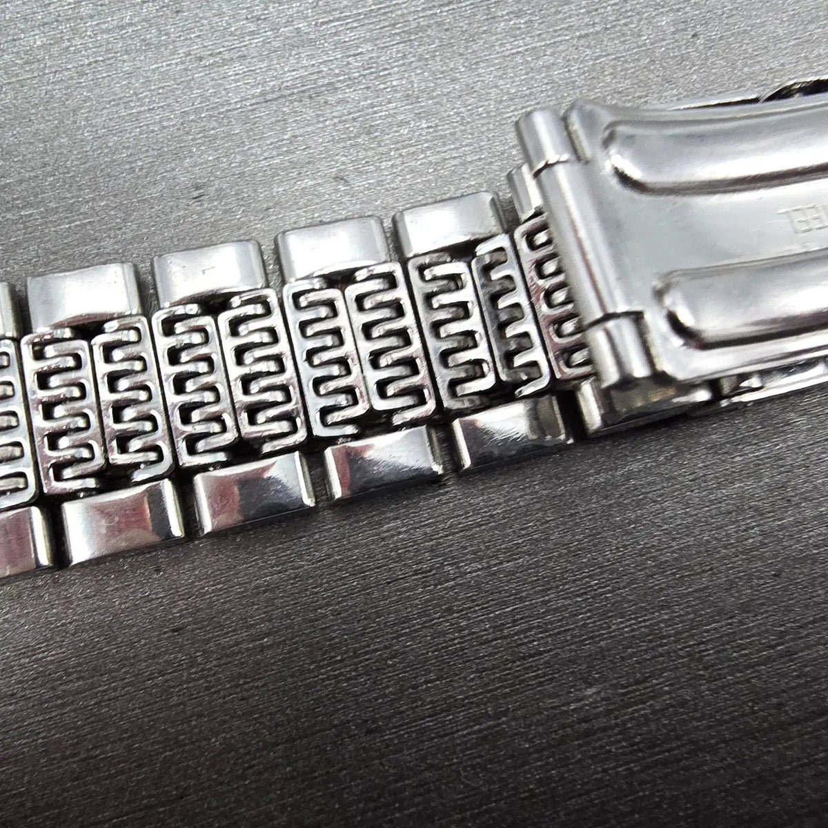 Seiko Lord Maitic Beads Of Rice Bracelet 18mm Stainless Steel XGB062 VTG JDM9