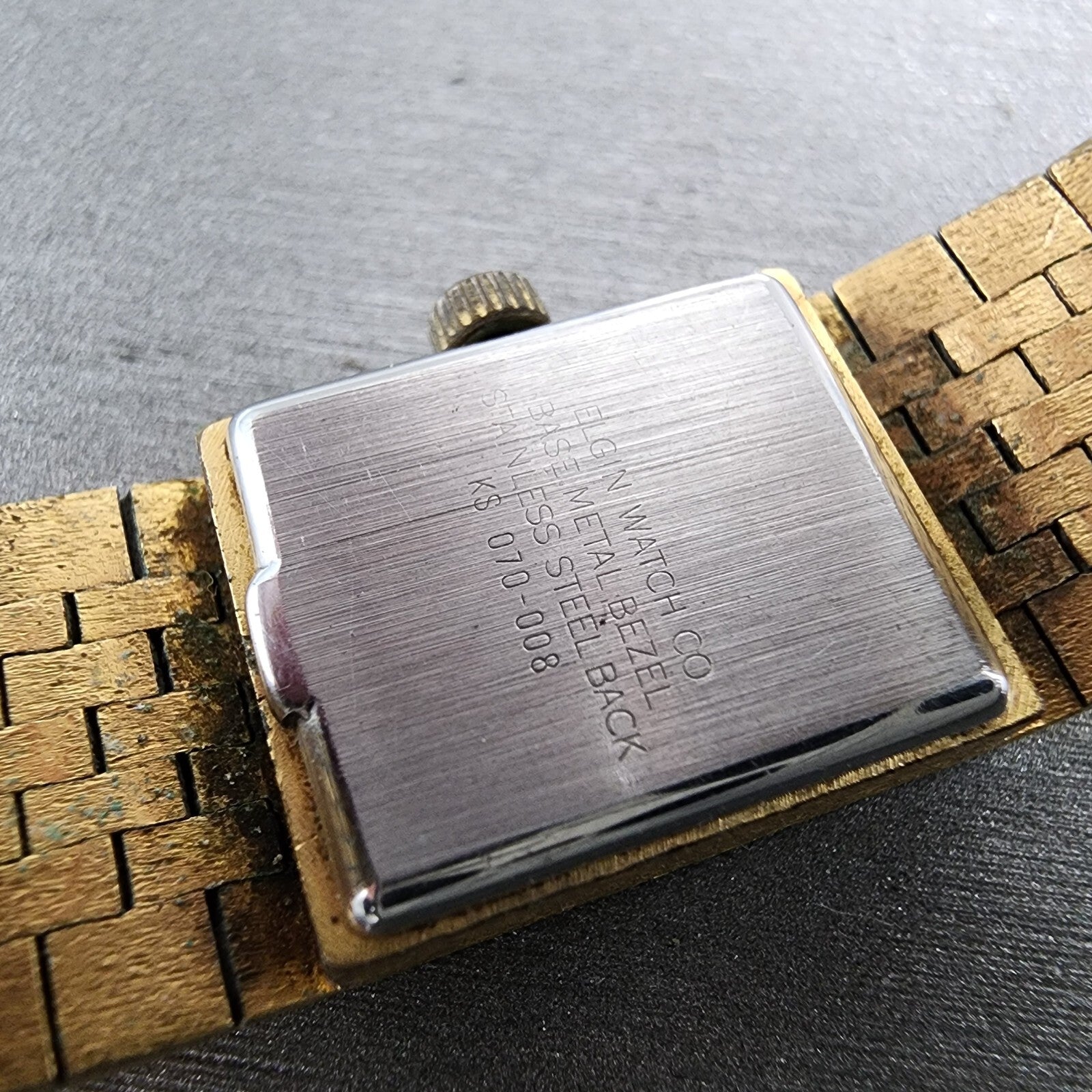 Elgin Tank Watch Women 16mm Champagne Dial Gold Tone Date Rectangle New Battery10
