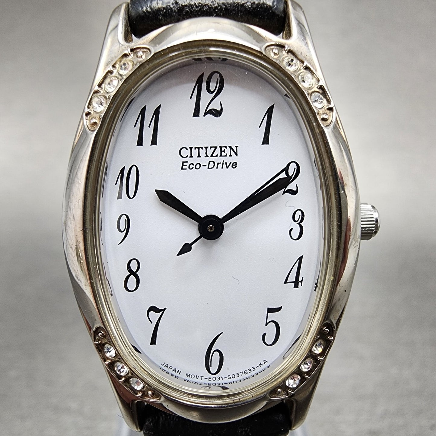 Citizen EcoDrive Watch Women 22mm White Dial Silver Tone Oval E031S022495 Runs1