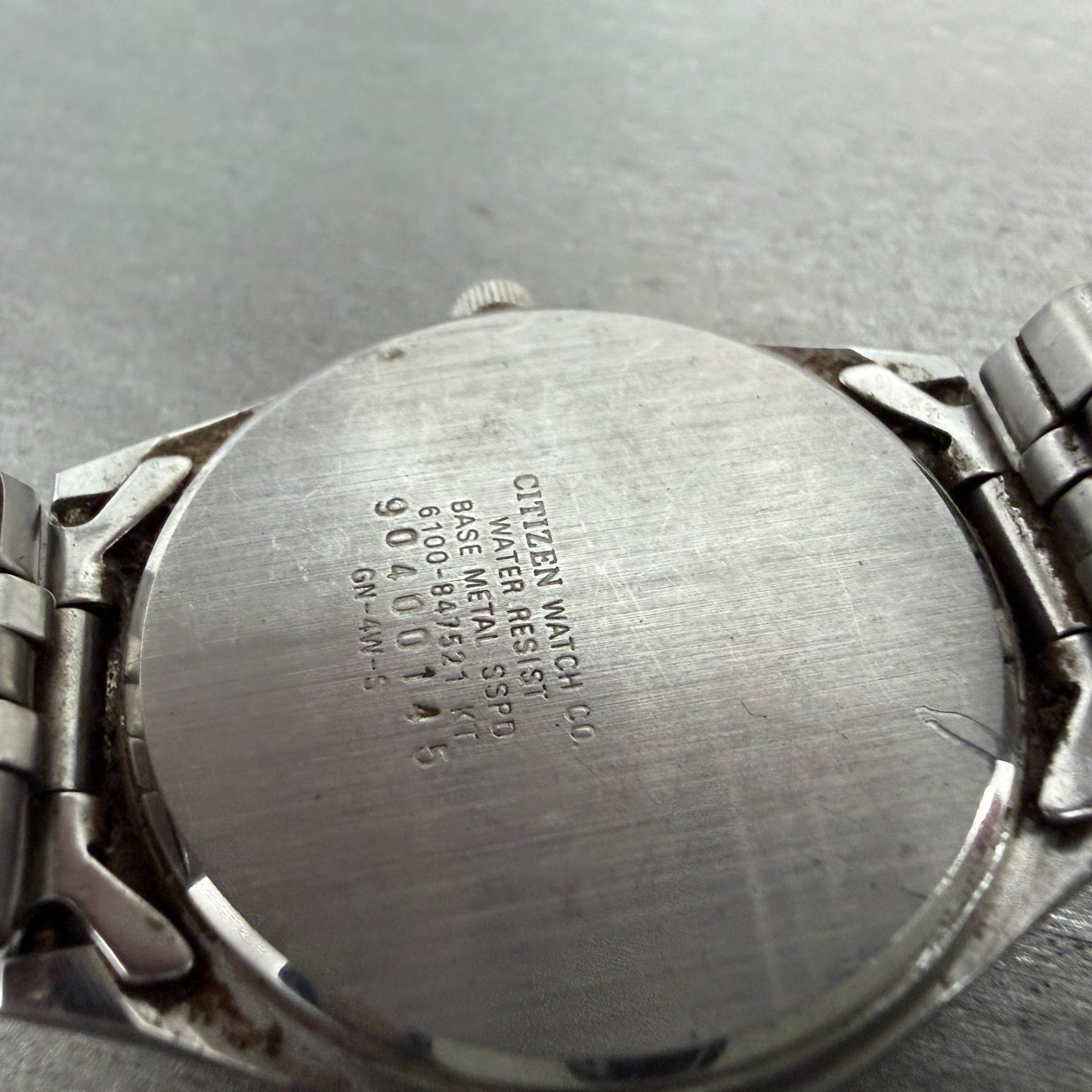 Citizen CQ Watch Men 35mm Gray Dial Silver Tone Daydate 6100-847521 New Battery9