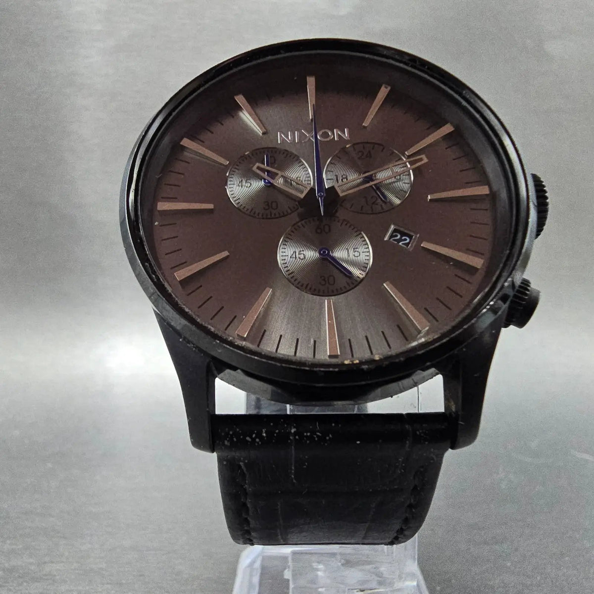 Nixon Sentry Chrono Watch Men 42mm Gray Dial Black Date Round New Battery5