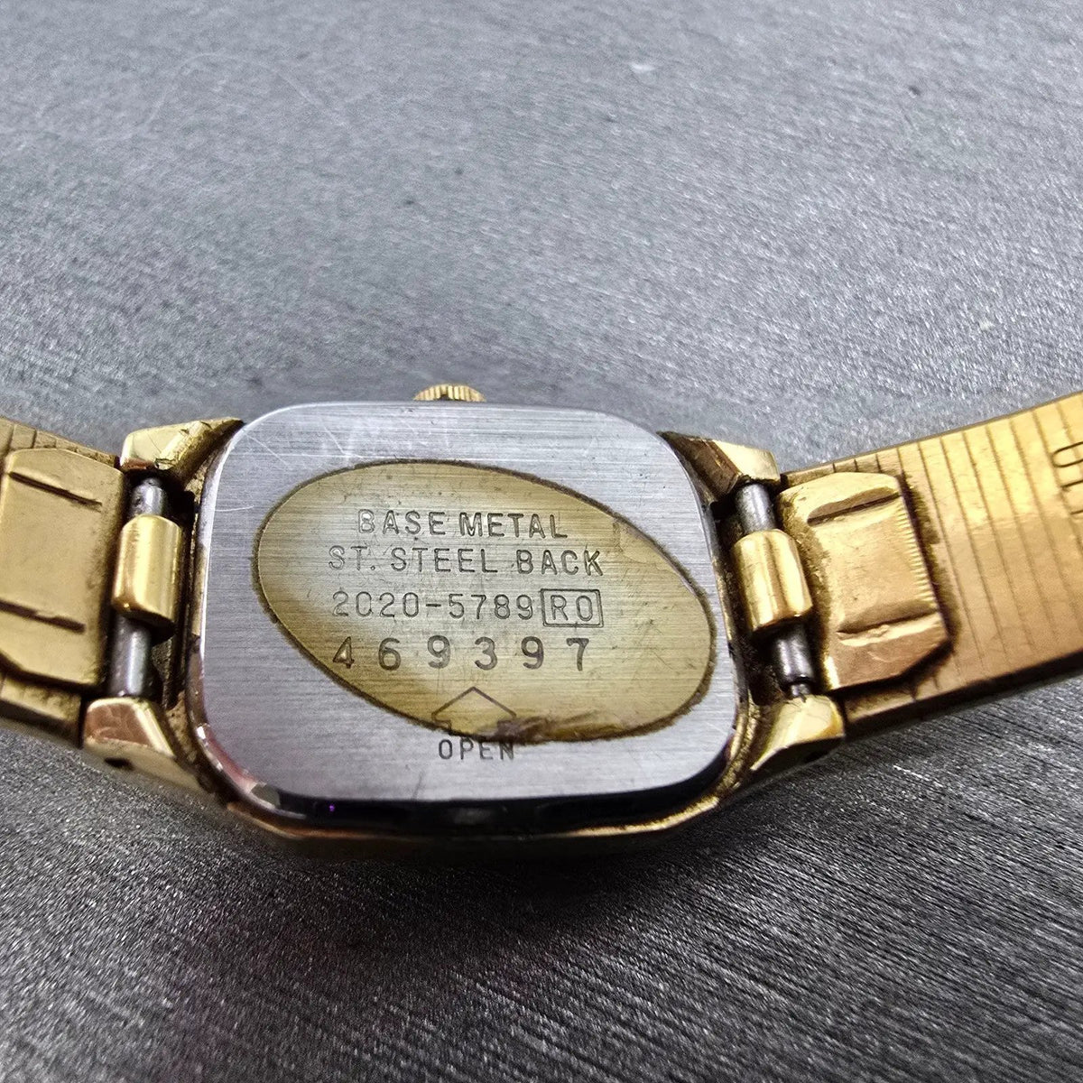 Seiko Watch Women 17mm Brown Dial Gold Tone Rectangle 2C20-5789 New Battery JP9