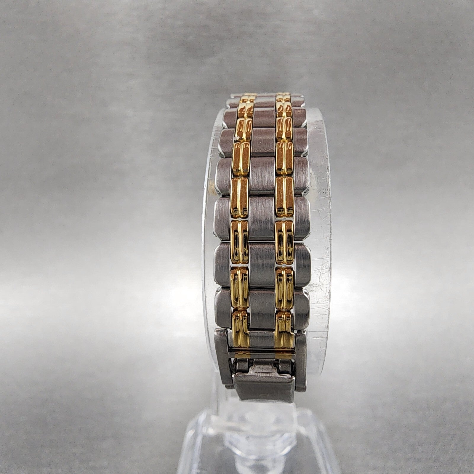 Bulova Watch Women 24mm Cream Dial Two Tone Round Bracelet 98L61 New Battery7