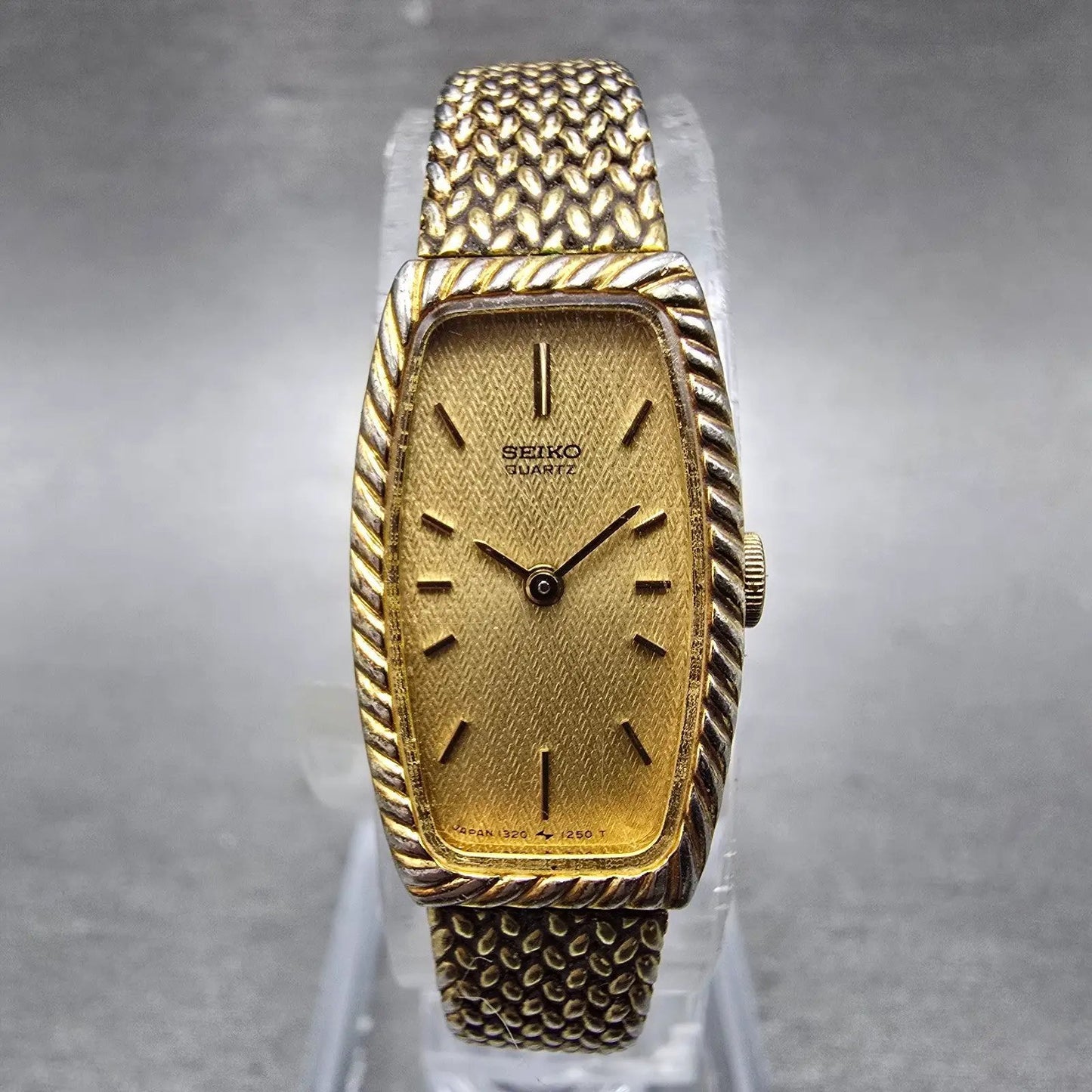 Seiko Tank Watch Women 14mm Champagne Dial Gold Tone 1320-5959 New Battery VTG H0