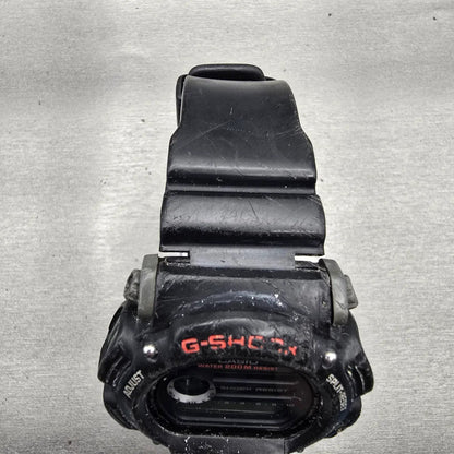 Casio G-Shock DW-9052 Watch Men 46mm Black Dial Black Chrono Alarm New Battery4