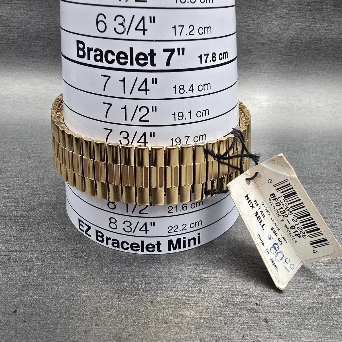 Citizen CQ Watch Men 36mm Gold Dial Gold Daydate Round 1100-S63812 New Batt NOS10