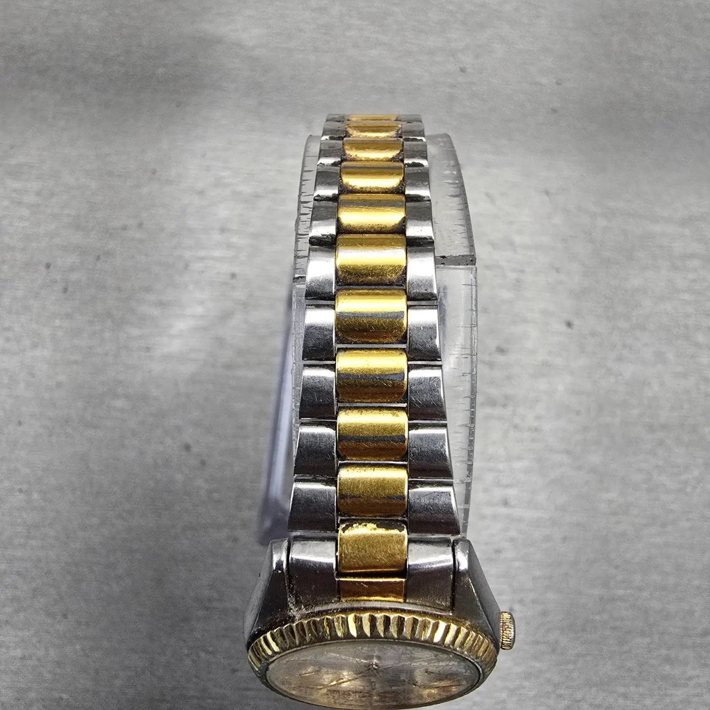 Seiko SQ Watch Women 24mm Silver Dial Two Tone Daydate Round 3E23-0A69 New Batt4