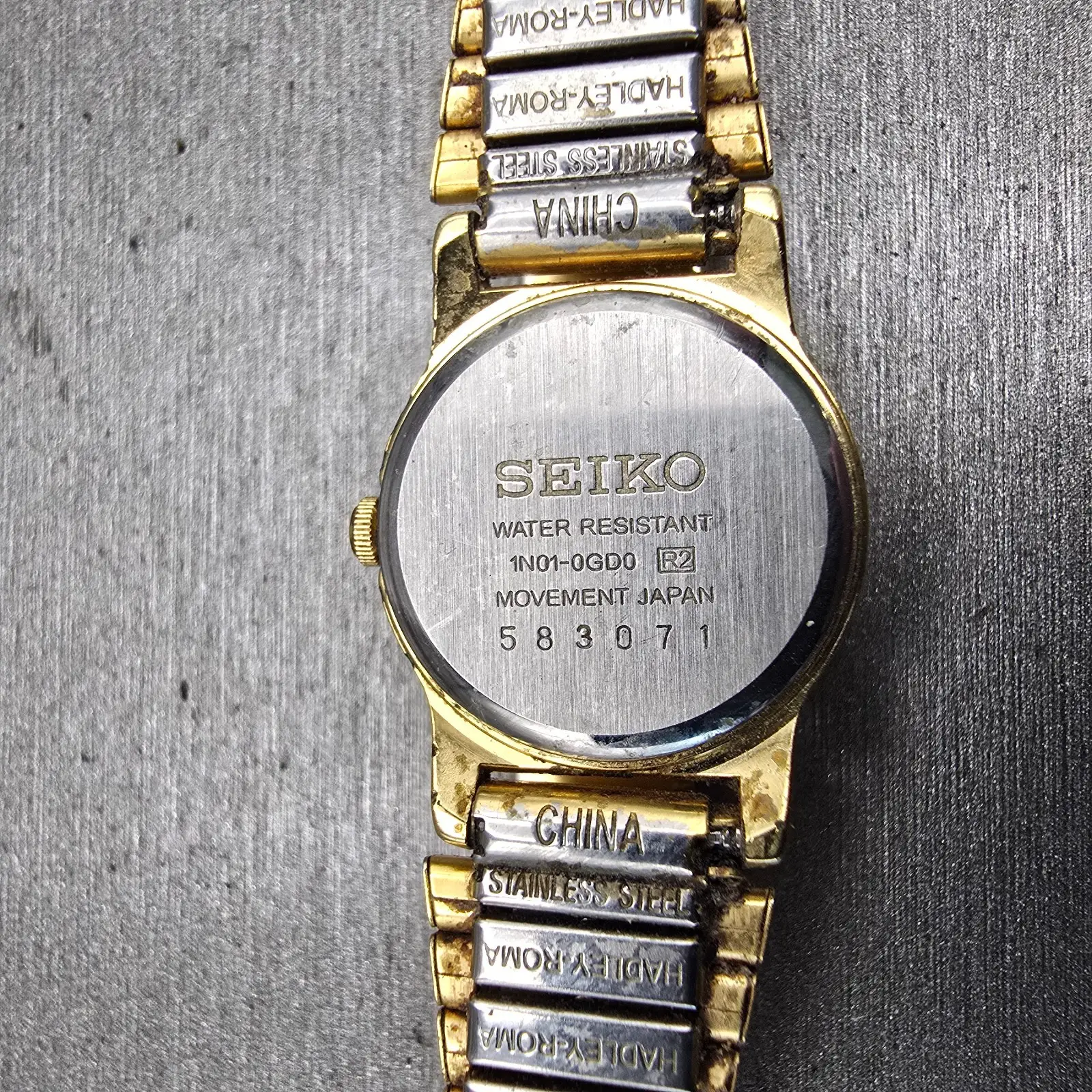 Seiko Watch Women 19mm Gold Dial Gold Tone Round 1N01-0GD0 New Battery Vintage10