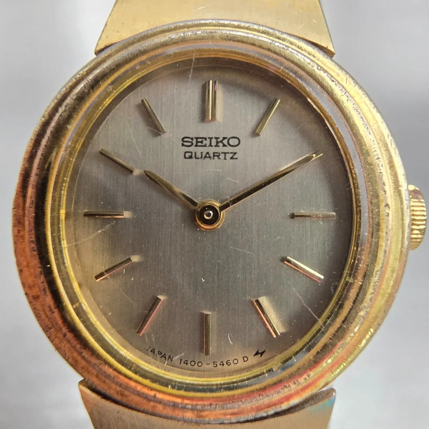 Seiko Watch Women 19mm Silver Dial Gold Tone Oval 1400-8099 New Battery Vintage1