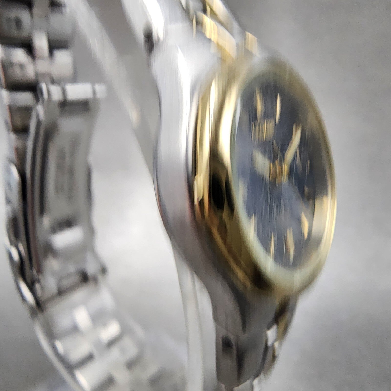 Citizen EcoDrive Watch Women 24mm Blue Dial Two Tone Date E011K15711 Runs3