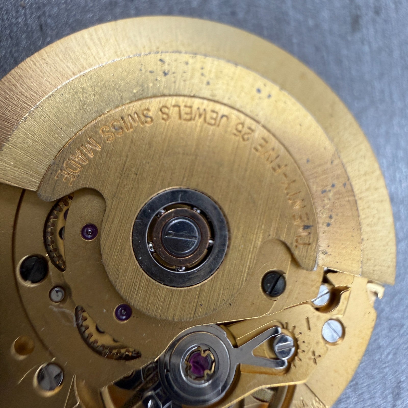ETA 2836-2 Movement 25 Jewels Automatic 3 Hand Swiss1