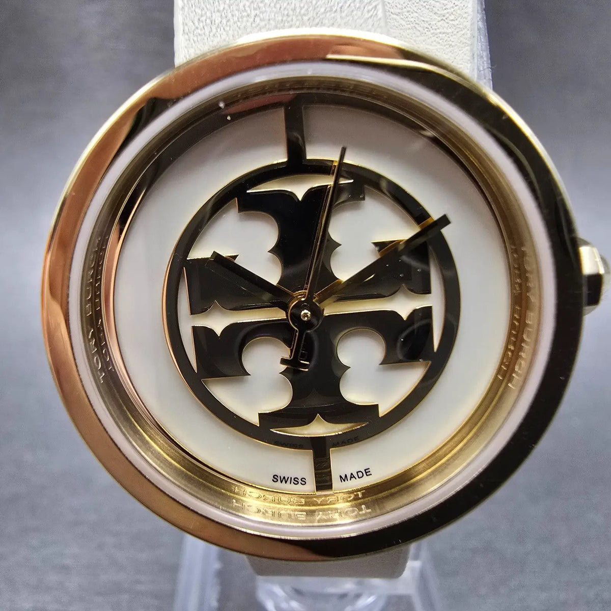Tory Burch Reva Watch Women 28mm Cream Dial Gold Round TRB4007 New Battery3