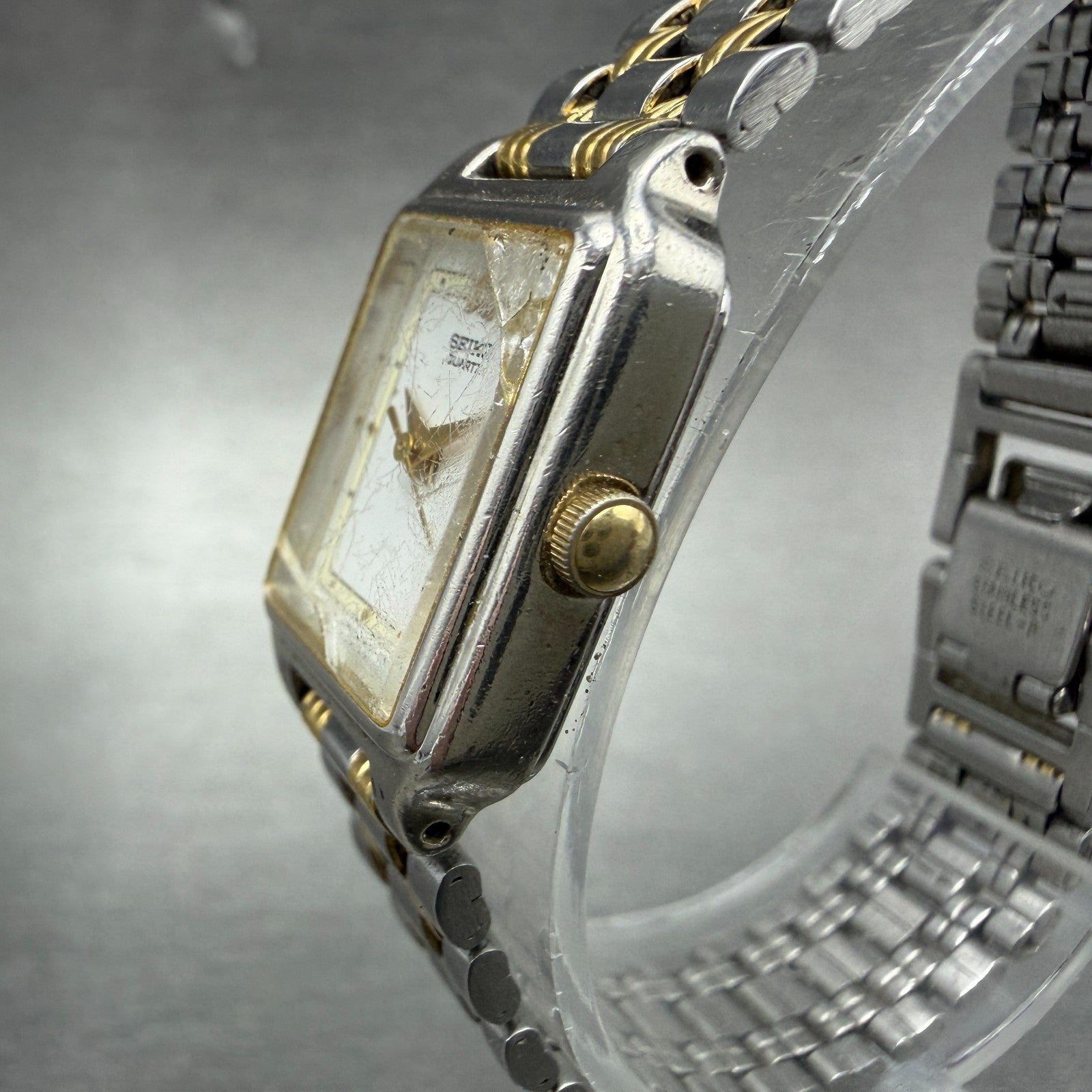 Seiko Tank Watch Women 18mm White Dial Two Tone Rectangle V401-5129 New BatteryX2