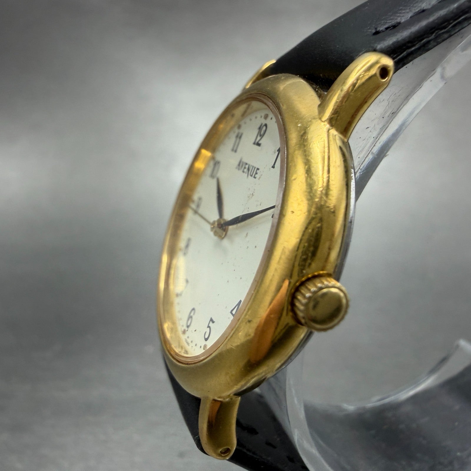 Seiko Avenue Watch Women 29mm Cream Dial Gold Tone Round 7N01-6D50 New Battery2