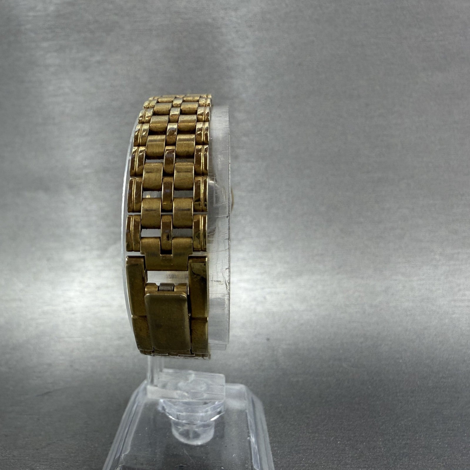 Citizen CQ Watch Women 21mm Champagne Dial Gold Tone Round 5930S29762 New Batt7