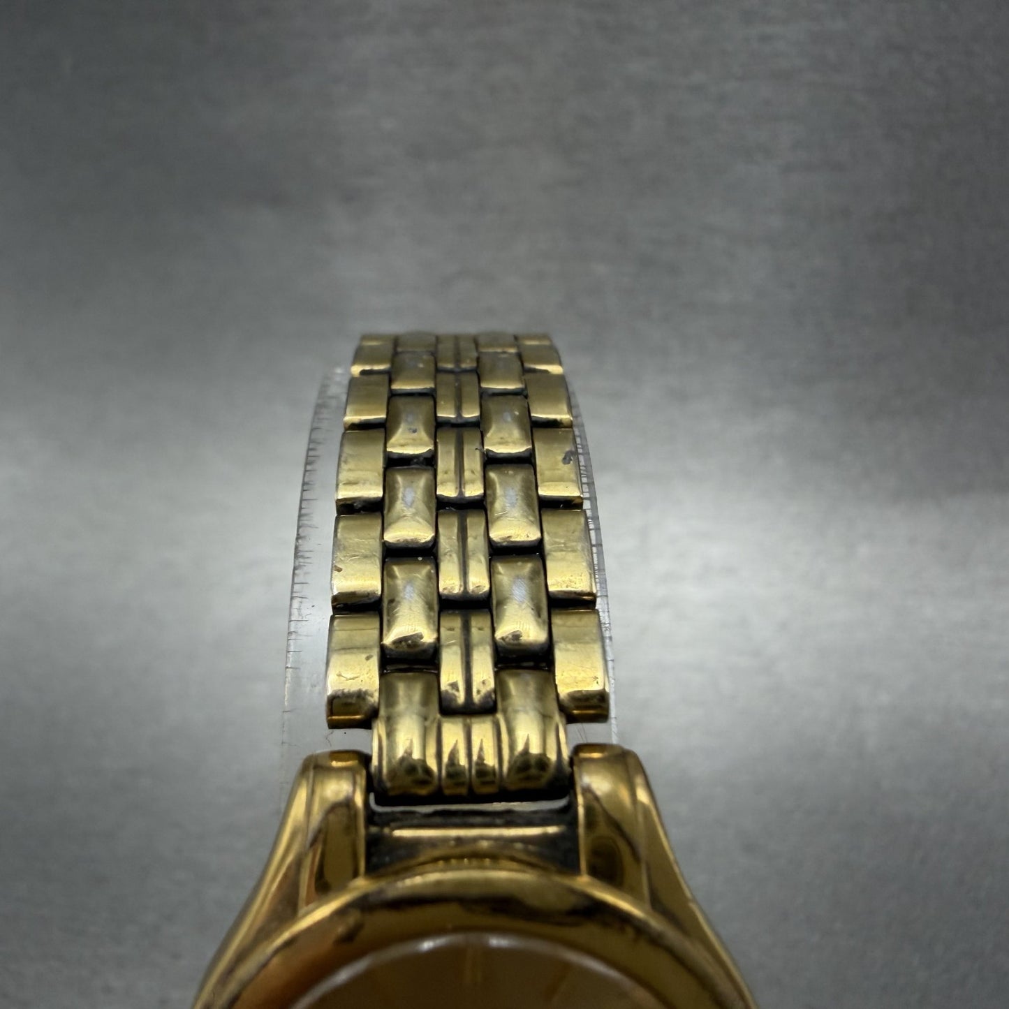 Seiko Watch Women 24mm Champagne Dial Gold Tone Round V7012K00 New Battery4