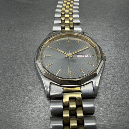 Citizen CQ Watch Men 35mm Silver Dial Two Tone Daydate 6100-K02759 PARTS3