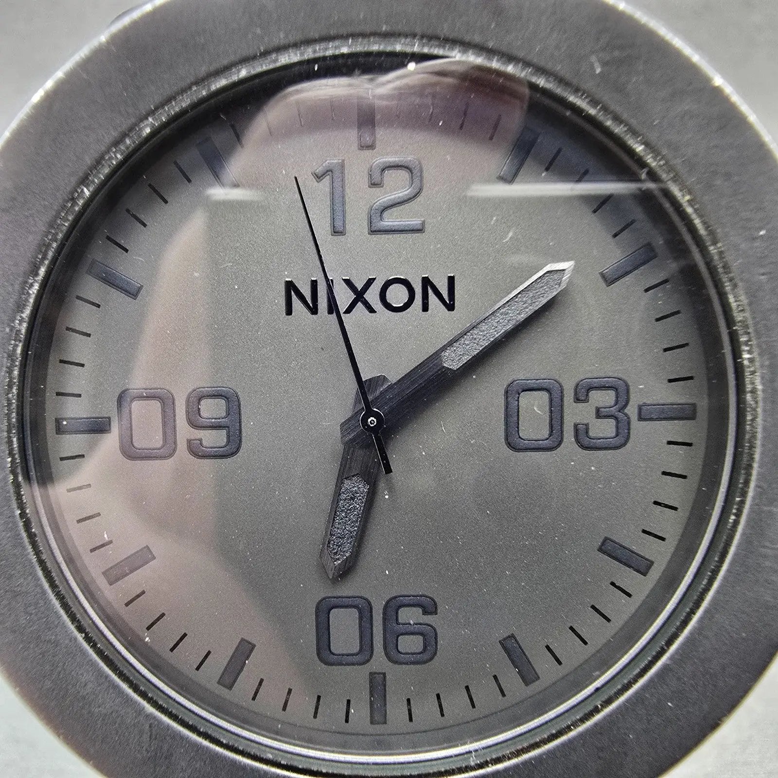 Nixon The Corporal Watch Men 48mm Black Dial Black Tone PARTS CRWON PULLS OUT2