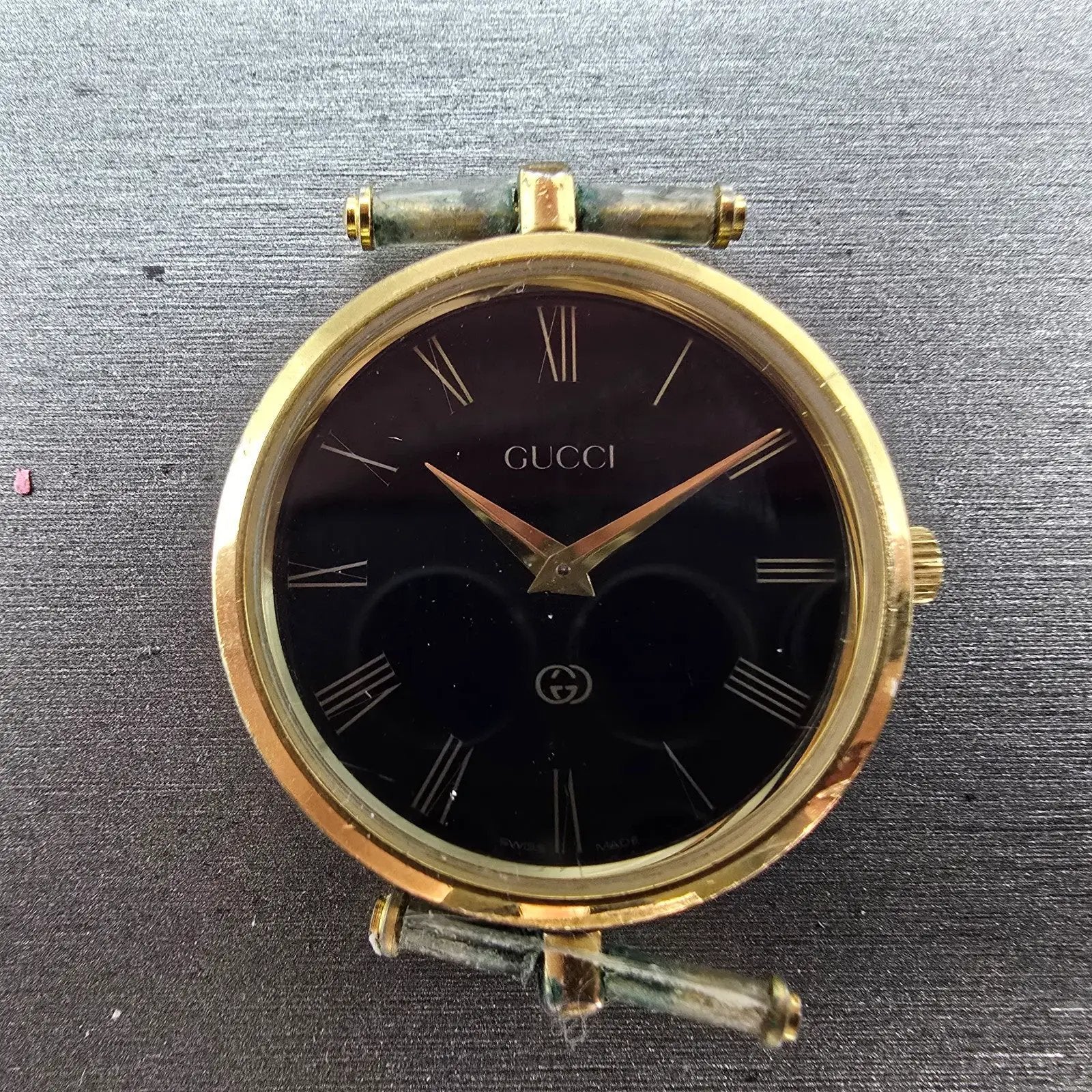 Gucci 2000M Watch Men 30mm Black Dial Gold Plated Round New Battery Vintage MNB1