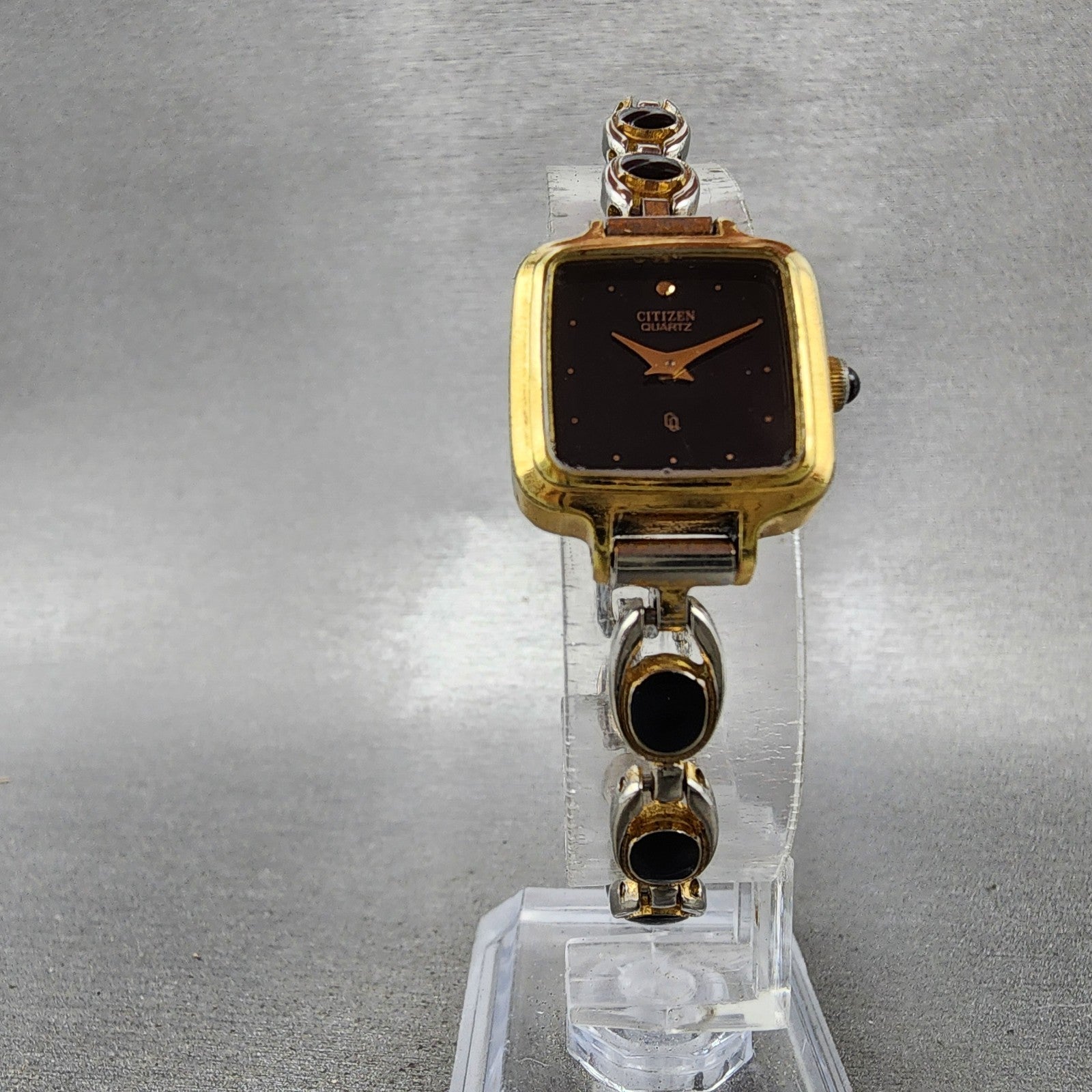 Citizen CQ Watch Women 19mm Black Dial Gold Tone Square 4831284 New Battery5