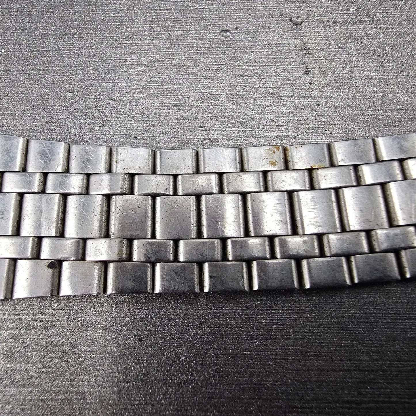 Seiko SQ Bracelet 20mm Stainless Steel Silver Tone Tri Folding Clasp VTG 610505