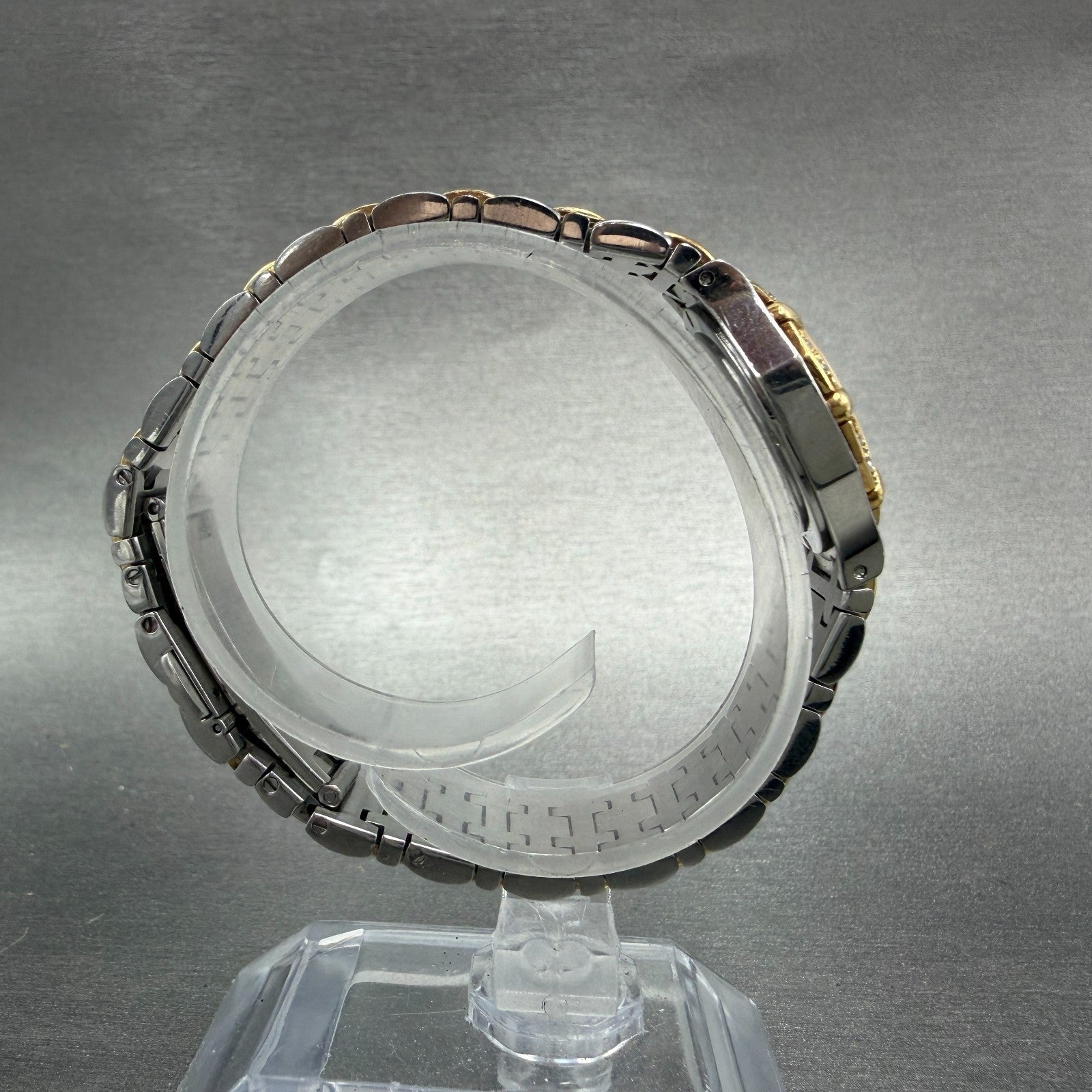 Concord Saratoga Watch Women 23mm White Dial Two Tone Diamond Bezel 15 73 2878