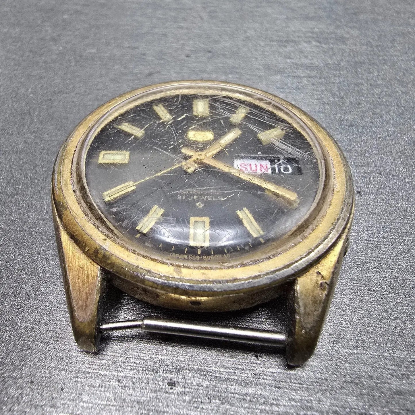Seiko 5 Automatic Watch Men 37mm Black Gold Tone Daydate 6119-8080 Round PARTS7
