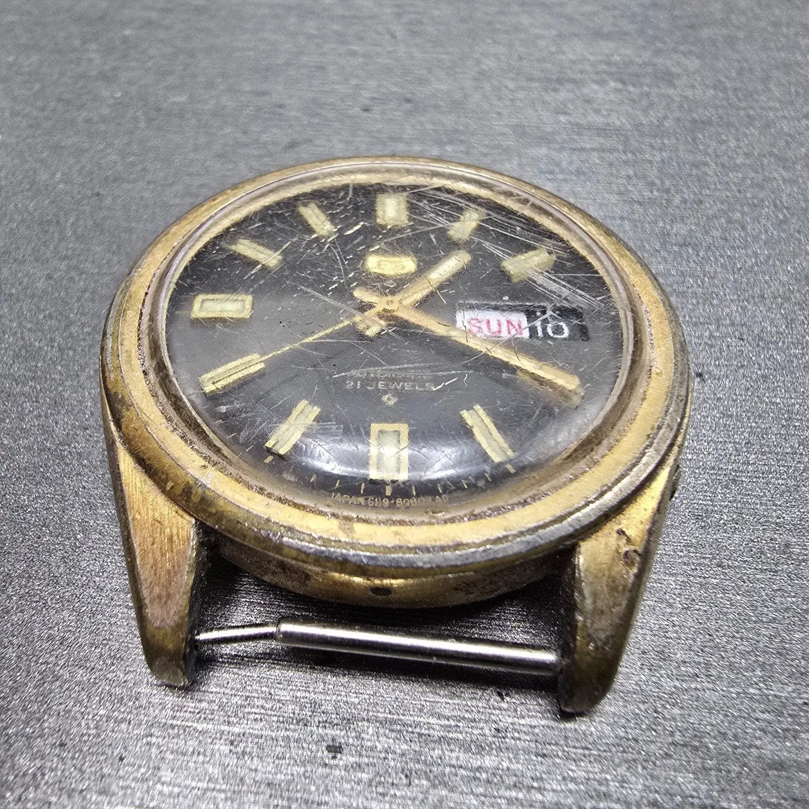 Seiko 5 Automatic Watch Men 37mm Black Gold Tone Daydate 6119-8080 Round PARTS7