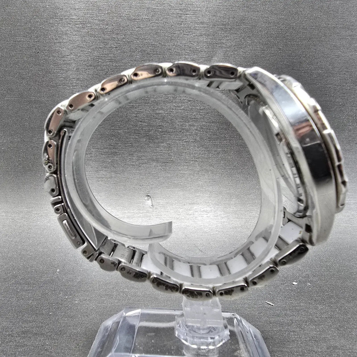 Citizen Eco-Drive Chronograph Watch Women 39mm White Dial Steel Diamonds Runs8