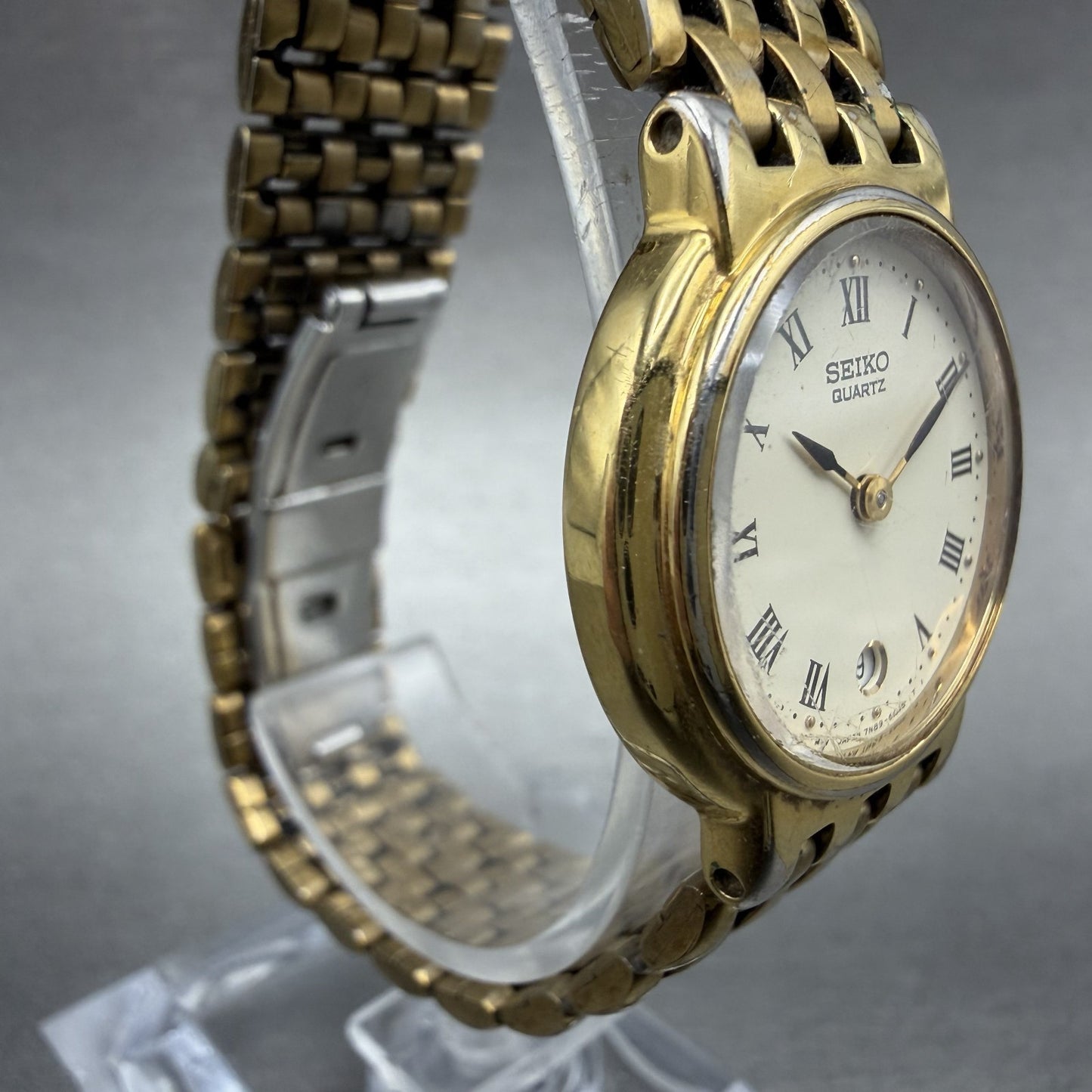 Seiko Watch Women 25mm Cream Dial Gold Tone Date Round 7N89-F020 New Battery3