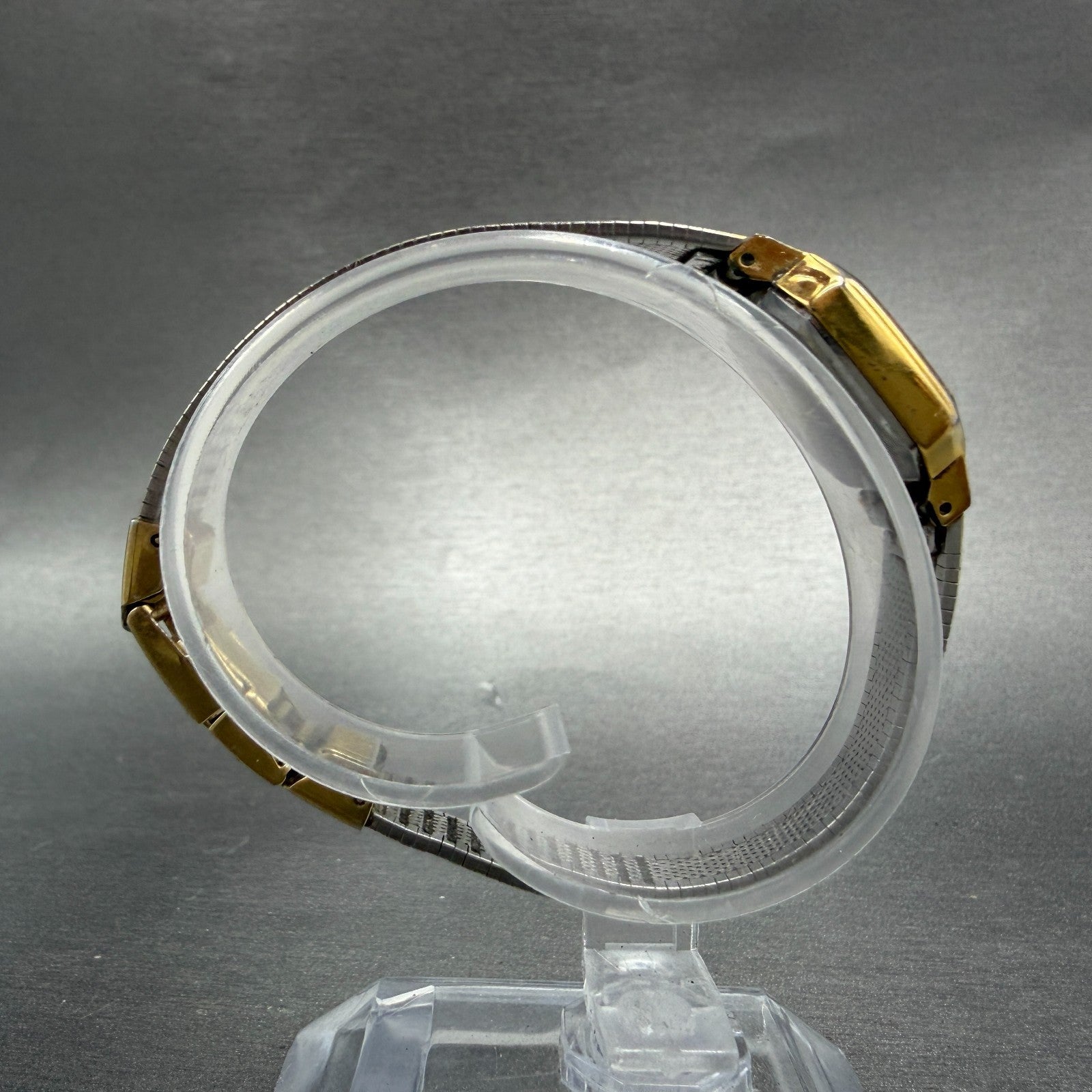 Citizen CQ Watch Women 17mm Champagne Dial Gold Tone 3220-S01795 New Battery8