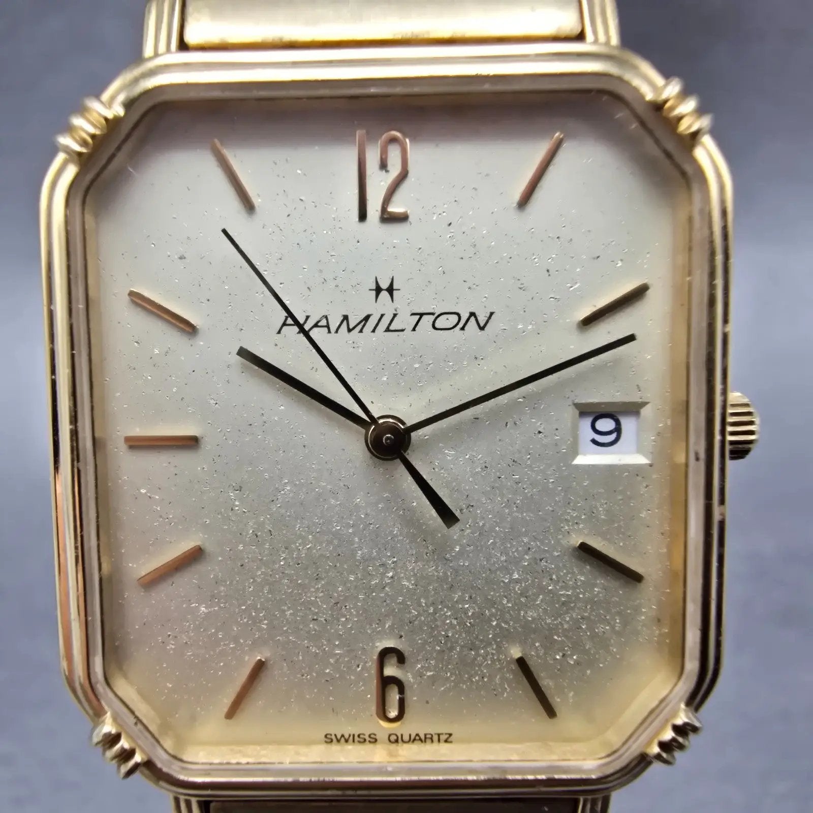 Hamilton Watch Men 28mm Gold Dial Gold Tone Date Rectangle 8000 New Battery1
