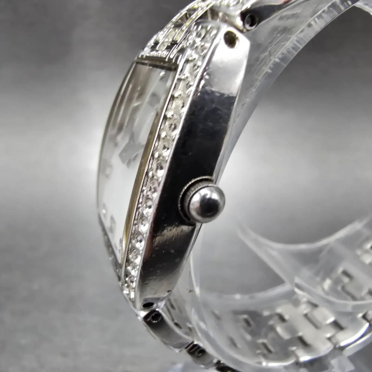 Wittnauer Watch Women 23mm MOP Dial Silver Crystal Bezel Oval New Battery2