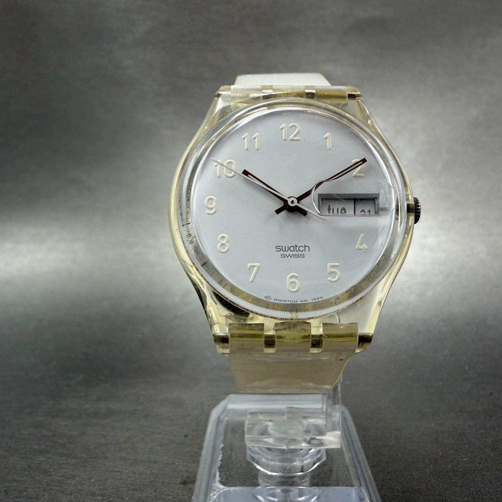 Swatch Snowcovered Watch Men 34mm White Dial Clear Daydate GK733 New Battery5