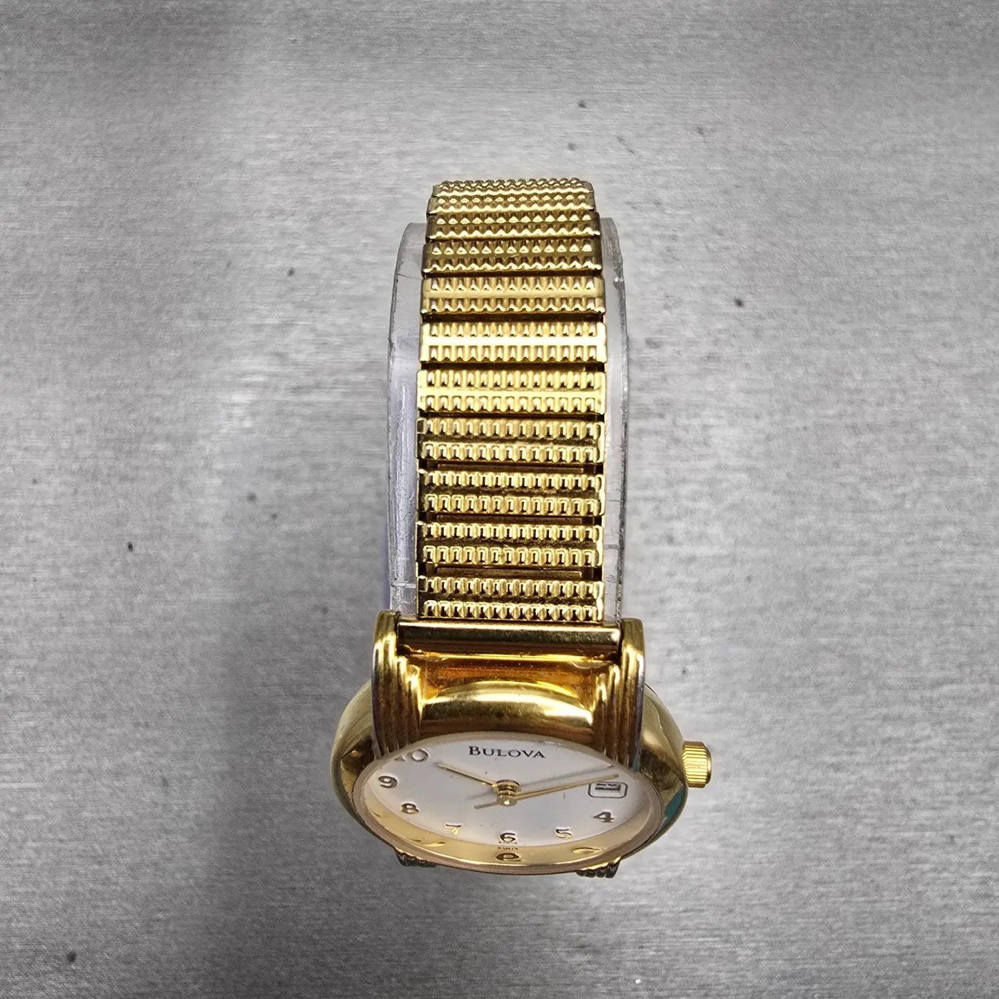 Bulova Watch Women 25mm White Dial Gold Tone Date Round 97M14 New Battery4