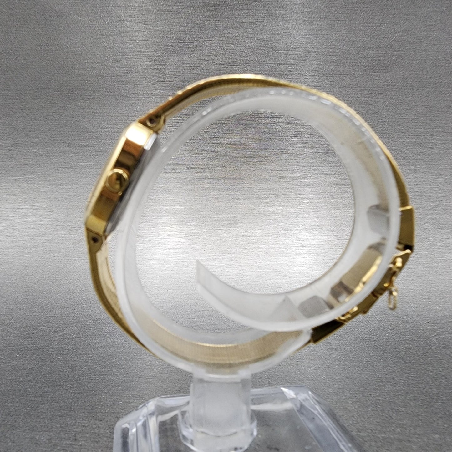 Seiko Tank Watch Women 19mm Black Dial Gold Tone 54215060 New Battery6