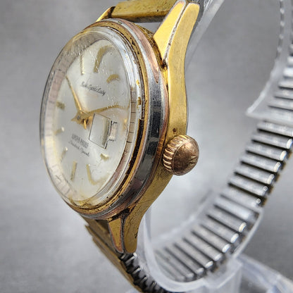 Seiko Sports Lady Watch Women 26mm Silver Dial Gold Tone Date Manual 340030 Runs2